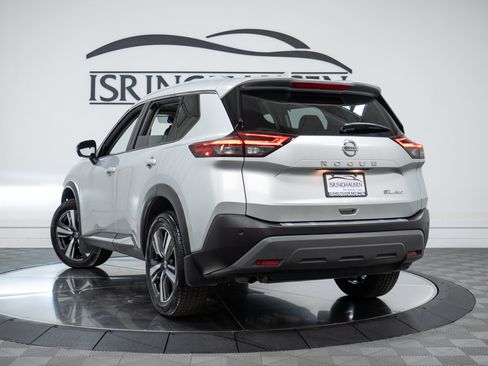 Used 2021 Nissan Rogue SL w/ Premium Package AWD/4WD image 28