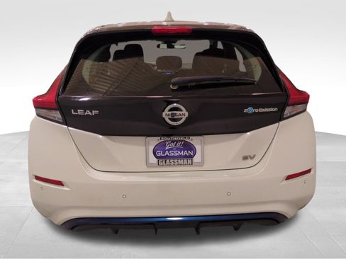 Used 2022 Nissan Leaf SV image 5