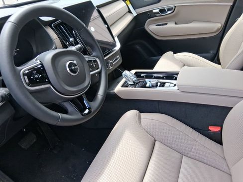 New 2026 Volvo XC90 T8 Ultra w/ Protection Package Premier AWD/4WD image 10
