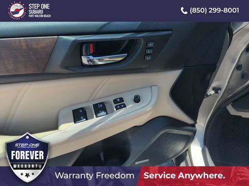 Used 2018 Subaru Outback 2.5i Limited AWD/4WD image 19