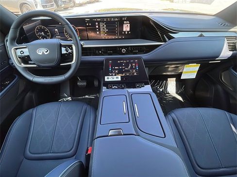 New 2026 INFINITI QX80 4WD image 12