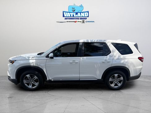 Certified 2025 Honda Pilot EX-L image 2