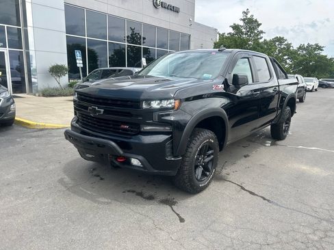 Used 2019 Chevrolet Silverado 1500 LT Trail Boss AWD/4WD image 7