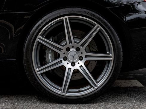 Used 2011 Mercedes-Benz SLS AMG Coupe image 23