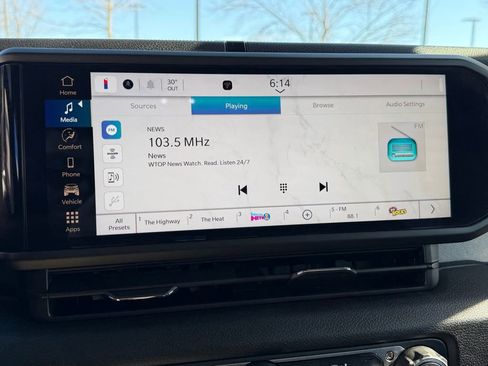 Certified 2024 Jeep Wrangler Sport S image 24