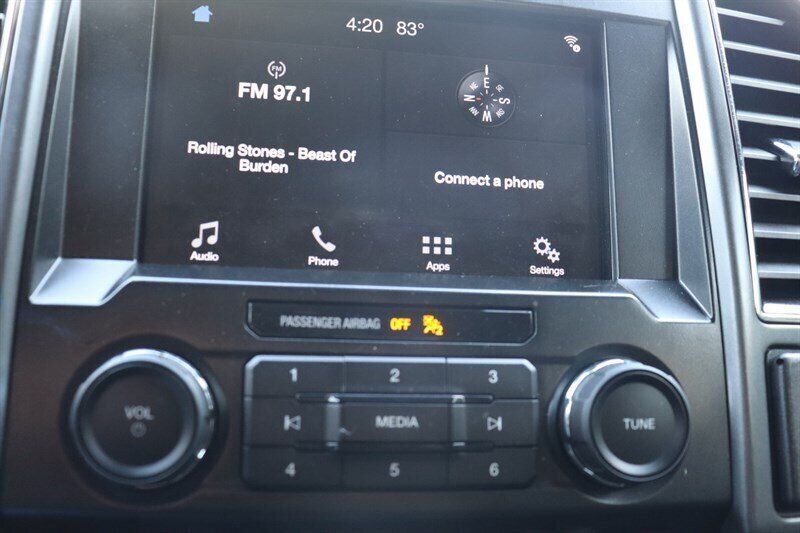 Used 2018 Ford F150 XLT w/ Equipment Group 302A Luxury AWD/4WD image 13