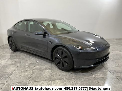 Used 2025 Tesla Model 3 Long Range image 8