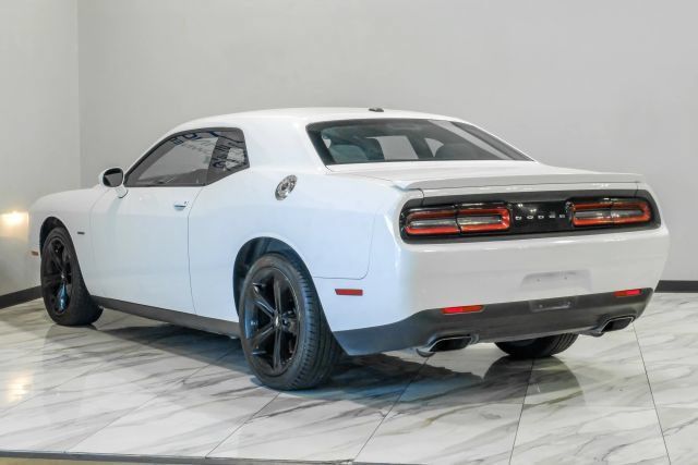 Used 2017 Dodge Challenger R/T RWD image 12