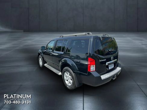 Used 2012 Nissan Pathfinder SV AWD/4WD image 8
