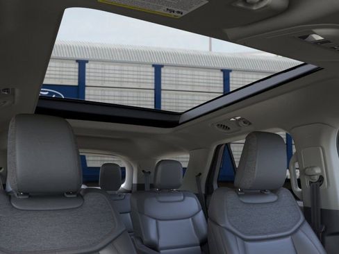 New 2026 Ford Explorer Active AWD/4WD image 22