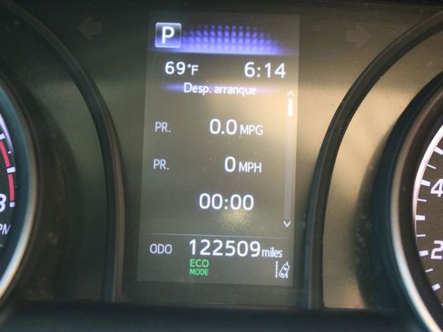 Used 2023 Toyota Camry SE image 28