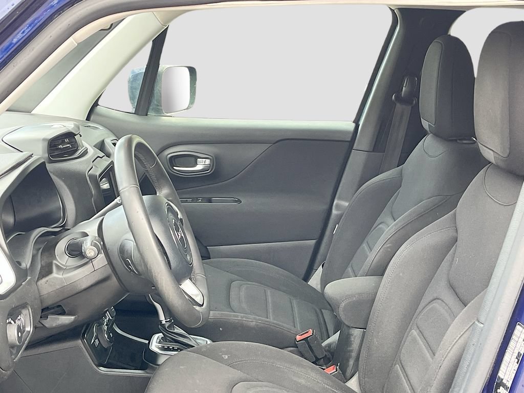 Used 2021 Jeep Renegade Latitude AWD/4WD image 22