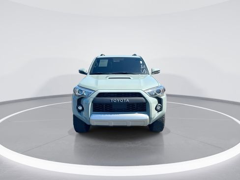 Used 2023 Toyota 4Runner TRD Off-Road Premium w/ Moonroof Package AWD/4WD image 3