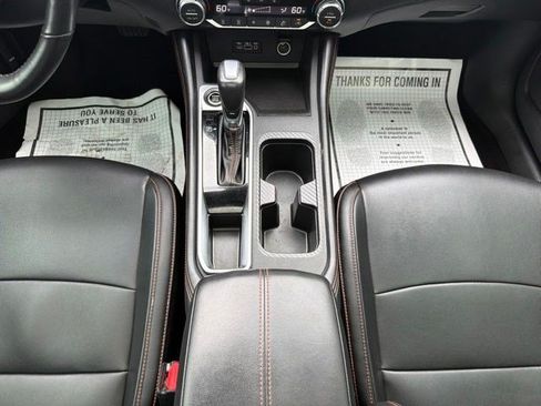 Used 2023 Nissan Sentra SR w/ SR Premium Package FWD image 23