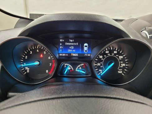 Used 2018 Ford Escape SE w/ SE Sync 3 Package AWD/4WD image 23