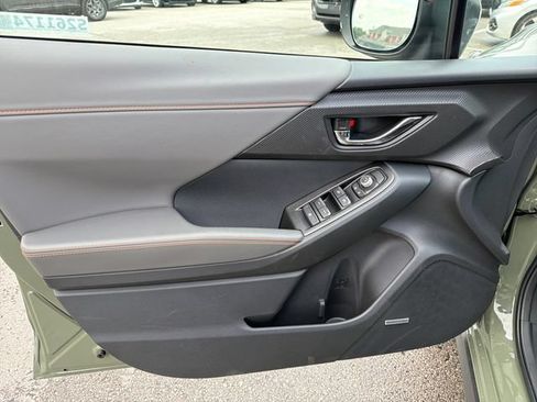 New 2026 Subaru Crosstrek 2.5i Limited w/ Crosstrek Mirror Package AWD/4WD image 17