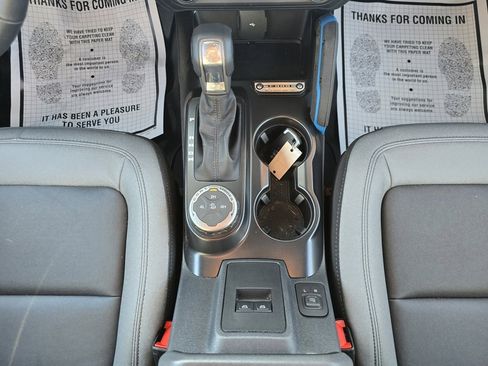 Used 2024 Ford Bronco Black Diamond image 32