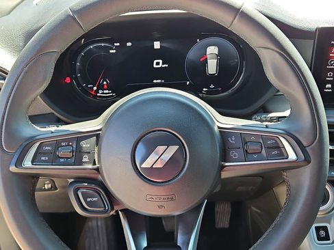 Used 2024 Dodge Hornet GT AWD/4WD image 19
