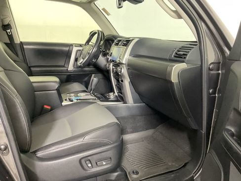 Certified 2023 Toyota 4Runner SR5 Premium w/ Moonroof Package AWD/4WD image 25