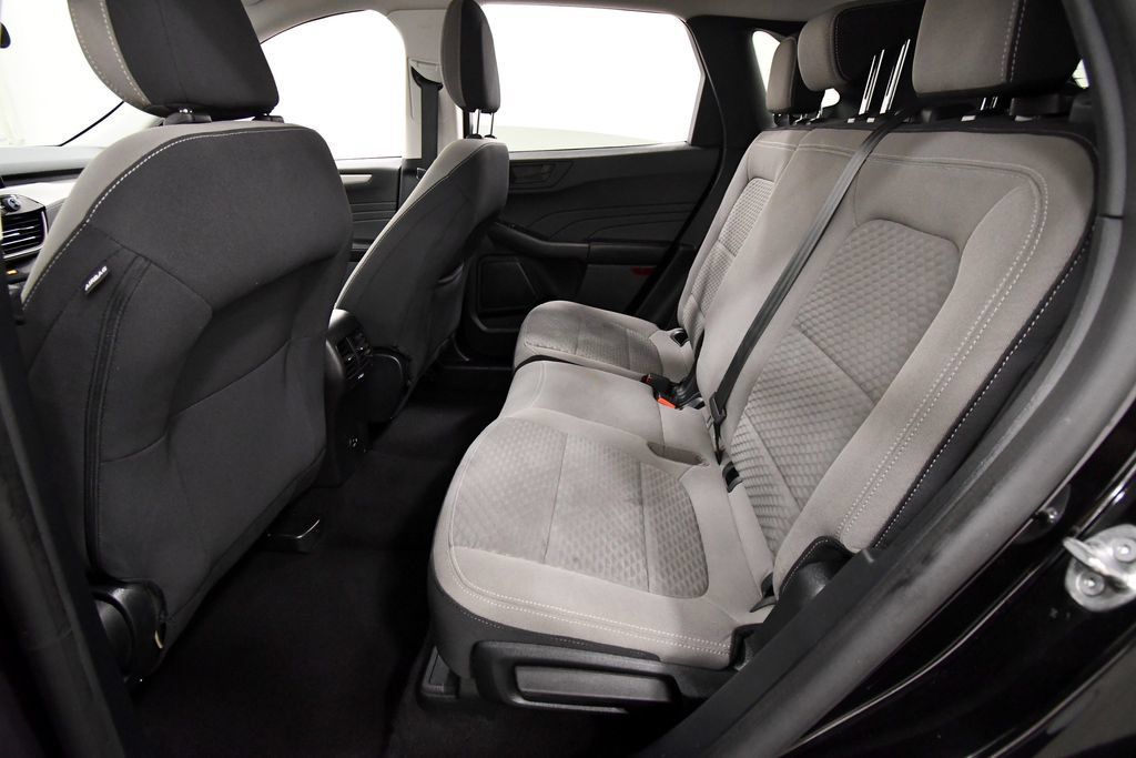 Used 2022 Ford Escape SE w/ SE Sport Appearance Package AWD/4WD image 15