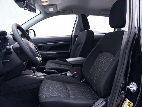 New 2026 Mitsubishi Outlander Sport LE AWD/4WD image 9