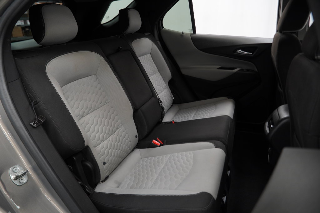Certified 2018 Chevrolet Equinox LT FWD image 35