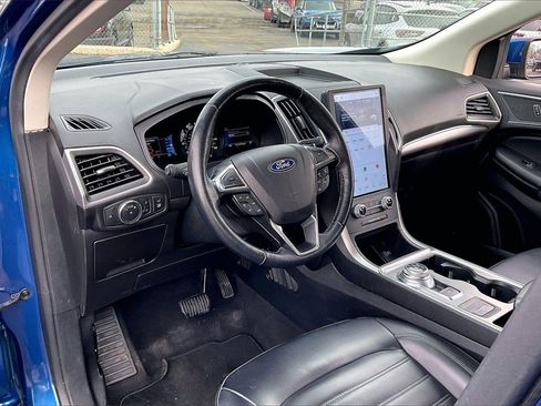 Certified 2022 Ford Edge SEL w/ Convenience Package image 12