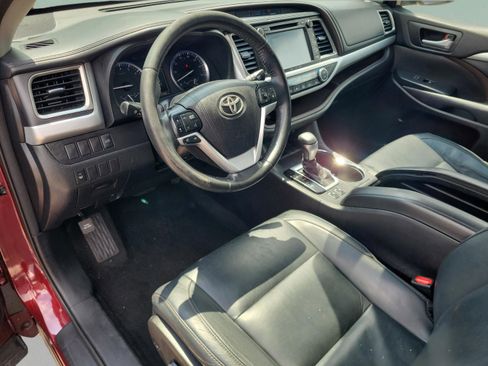 Used 2016 Toyota Highlander XLE FWD image 20