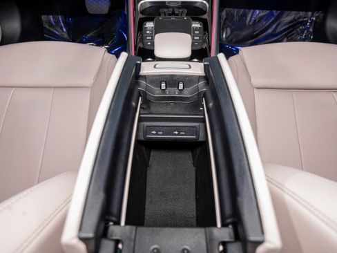 Certified 2023 Mercedes-Benz GLA 250 4MATIC image 23