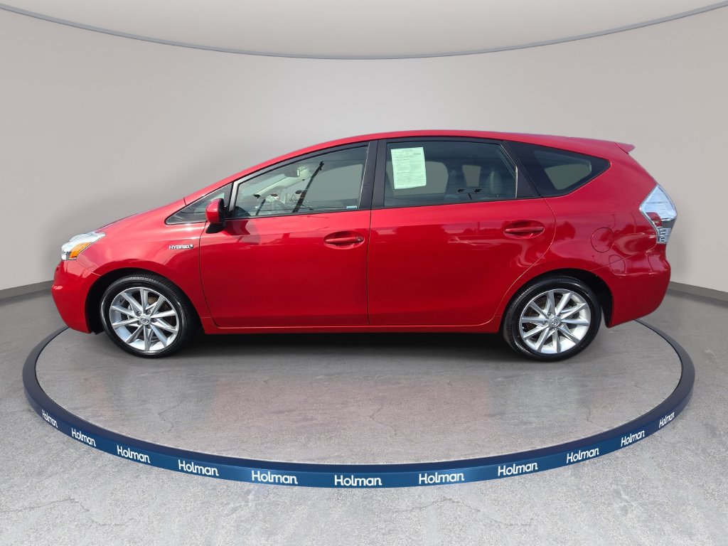 Used 2014 Toyota Prius V Five FWD image 9