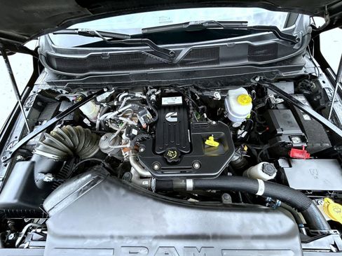 Used 2025 RAM 3500 Limited image 24