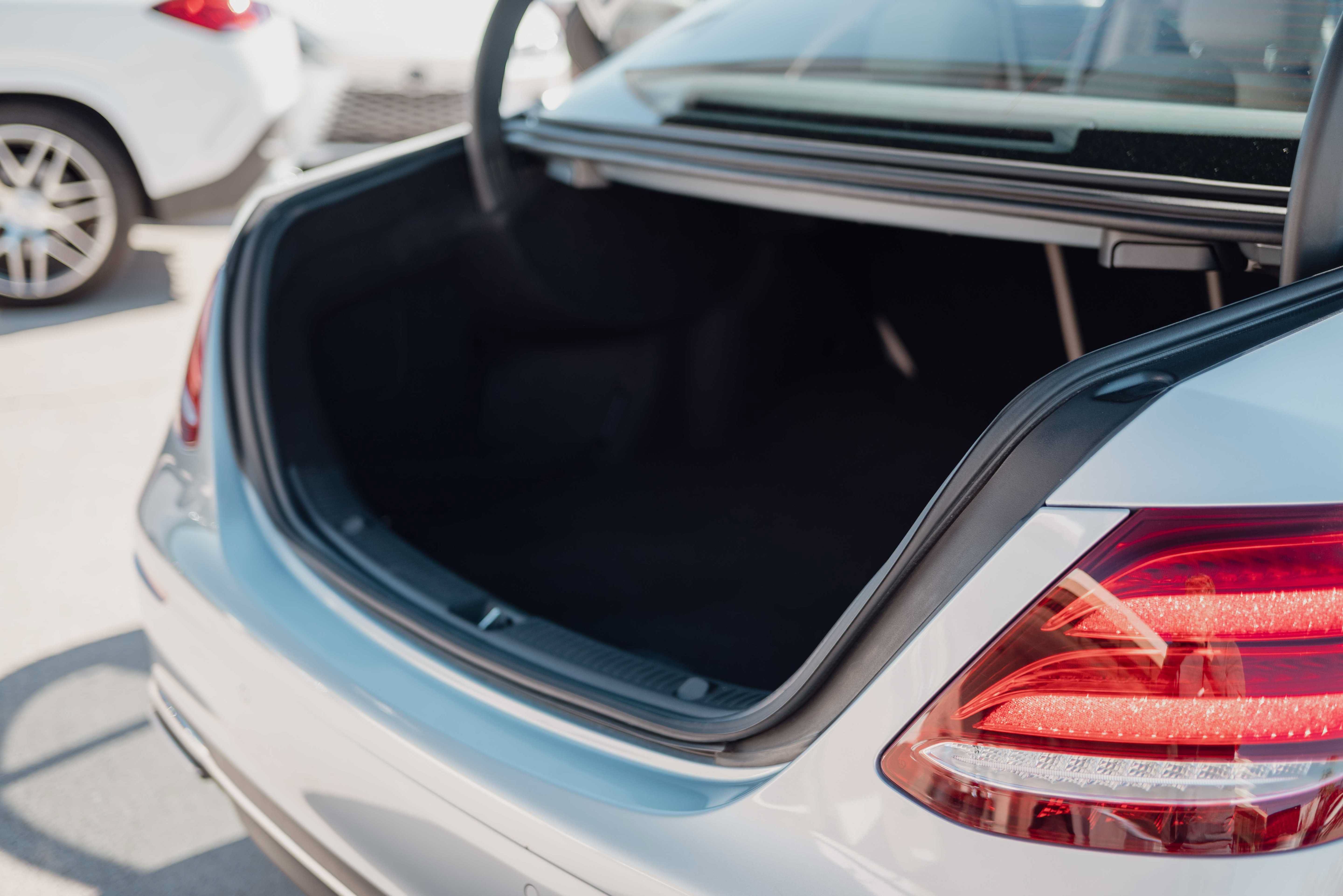Used 2017 Mercedes-Benz E 300 image 11