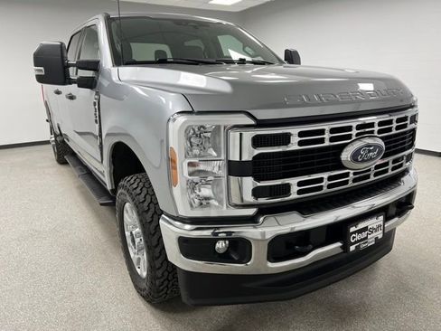 Used 2024 Ford F350 XLT AWD/4WD image 2