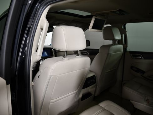 Used 2018 GMC Yukon Denali w/ Open Road Package AWD/4WD image 50