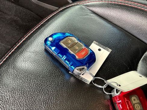 Used 2019 Jeep Wrangler Unlimited Rubicon AWD/4WD image 36