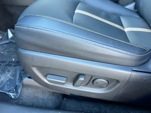 Certified 2025 MAZDA CX-70 Plug-In Hybrid w/ Premium Plus image 15