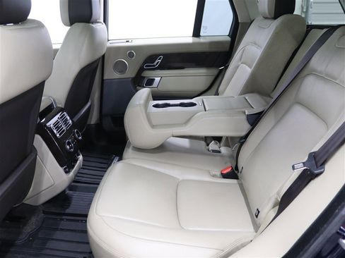 Used 2020 Land Rover Range Rover HSE image 13