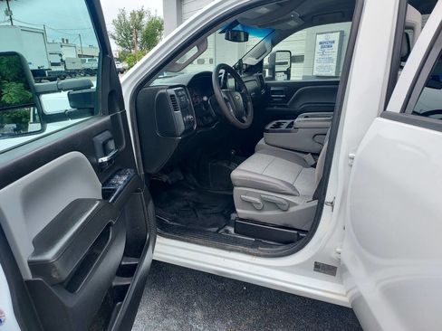 Used 2018 Chevrolet Silverado 2500 W/T w/ WT Convenience Package image 16