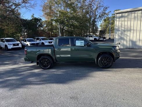 New 2026 Nissan Frontier SV w/ Tow Package AWD/4WD image 4