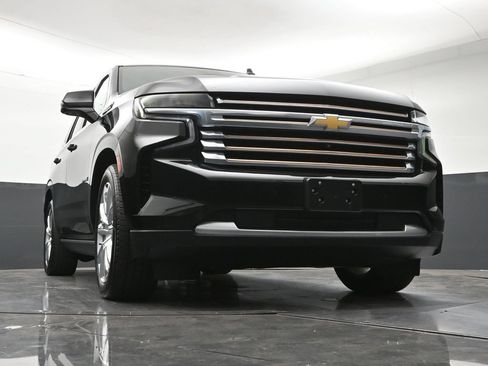 Used 2024 Chevrolet Tahoe High Country AWD/4WD image 30