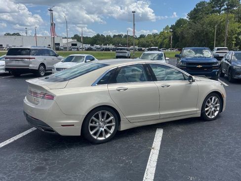 Used 2015 Lincoln MKZ w/ Equipment Group 102A Reserve FWD image 5