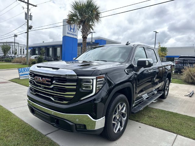 Used 2026 GMC Sierra 1500 SLT w/ SLT Premium Plus Package RWD image 3