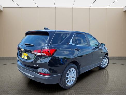 Used 2024 Chevrolet Equinox LT w/ Driver Convenience Package AWD/4WD image 6