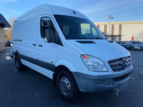 Used 2012 Mercedes-Benz Sprinter 3500 image 3