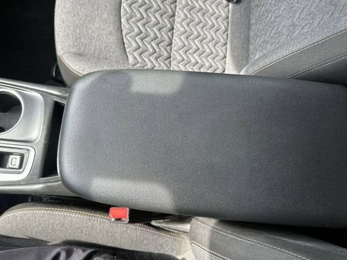 Used 2022 Chevrolet Equinox LT image 23