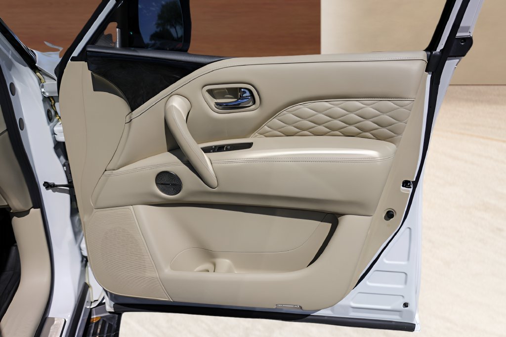 Used 2022 INFINITI QX80 Sensory w/ Cargo Package RWD image 31