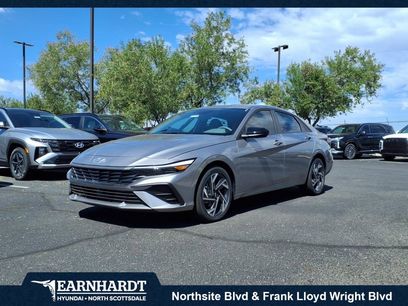 New 2025 Hyundai Elantra SEL