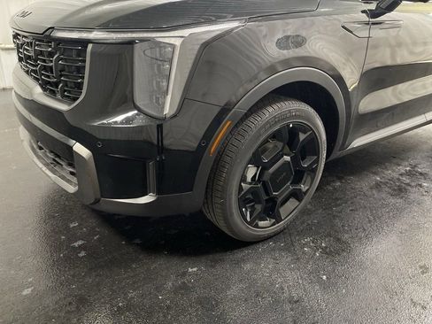 Used 2025 Kia Sorento SX image 40