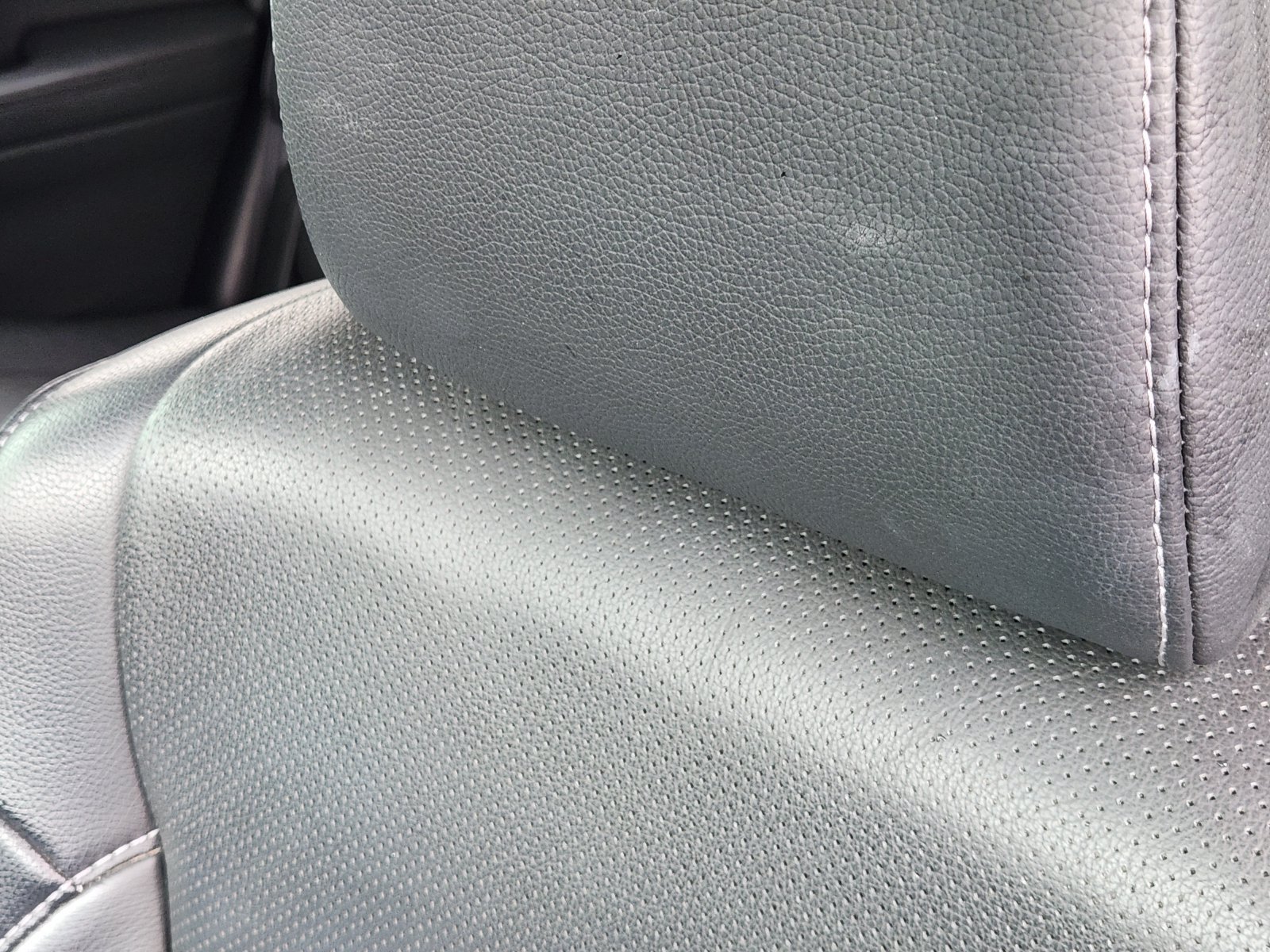 Used 2019 Honda Pilot Elite image 18