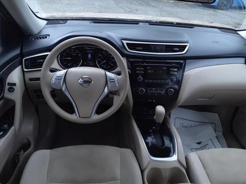 Used 2015 Nissan Rogue SV FWD image 10